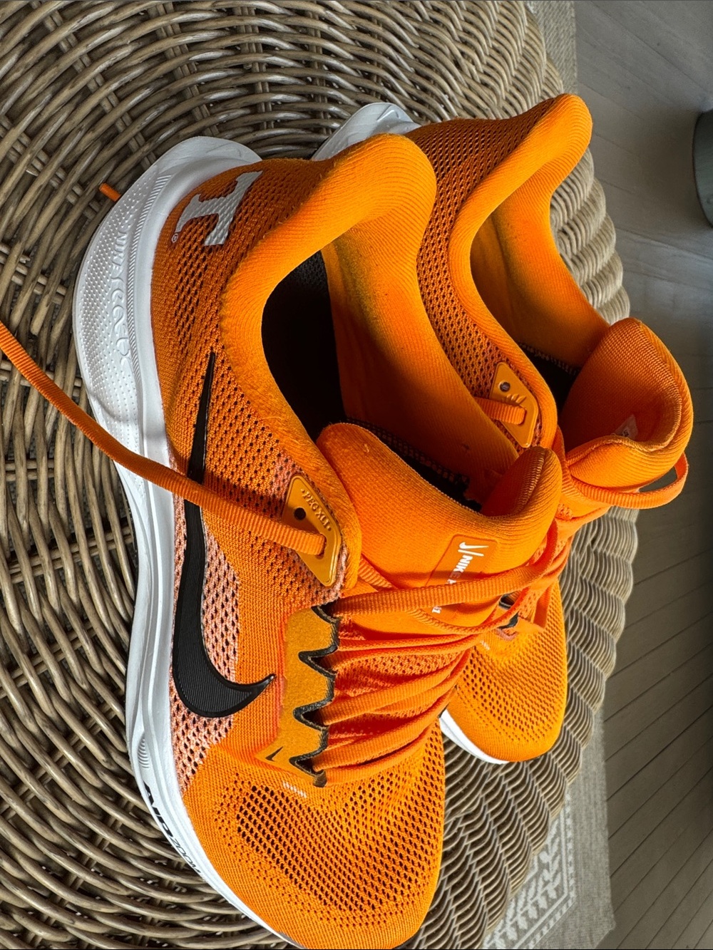 New! Men’s Nike Pegasus 41 - UT Vols Orange & Black Tennis shoes.